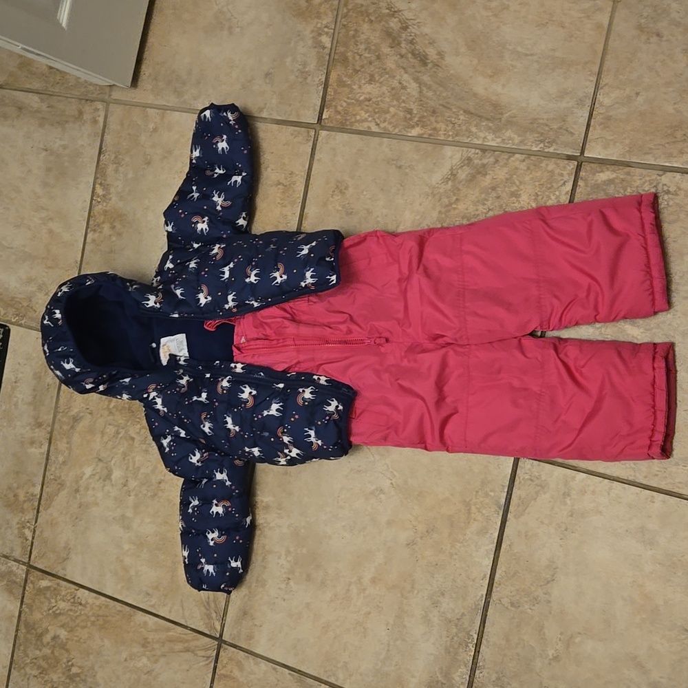 Girl's toddler snow suit 3T